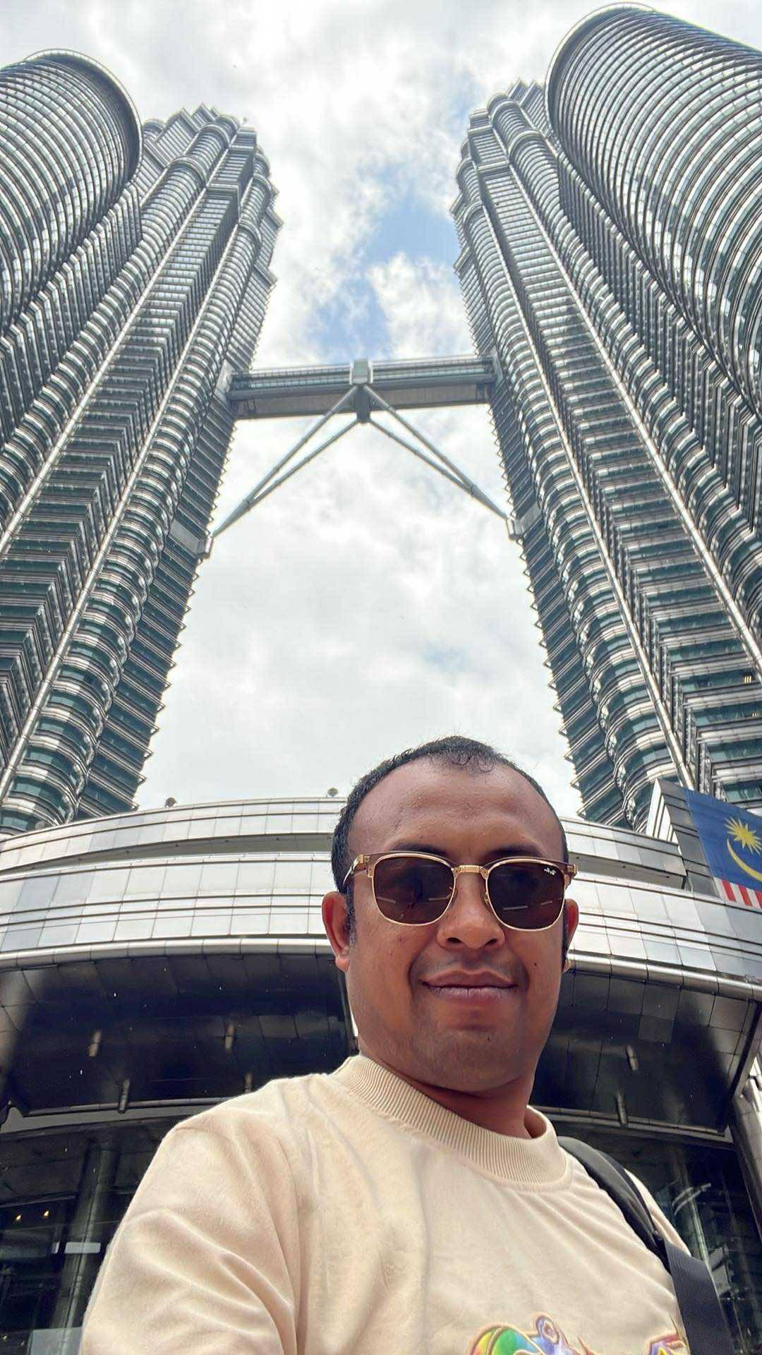 Dr RAZANAMPARANY Thierry