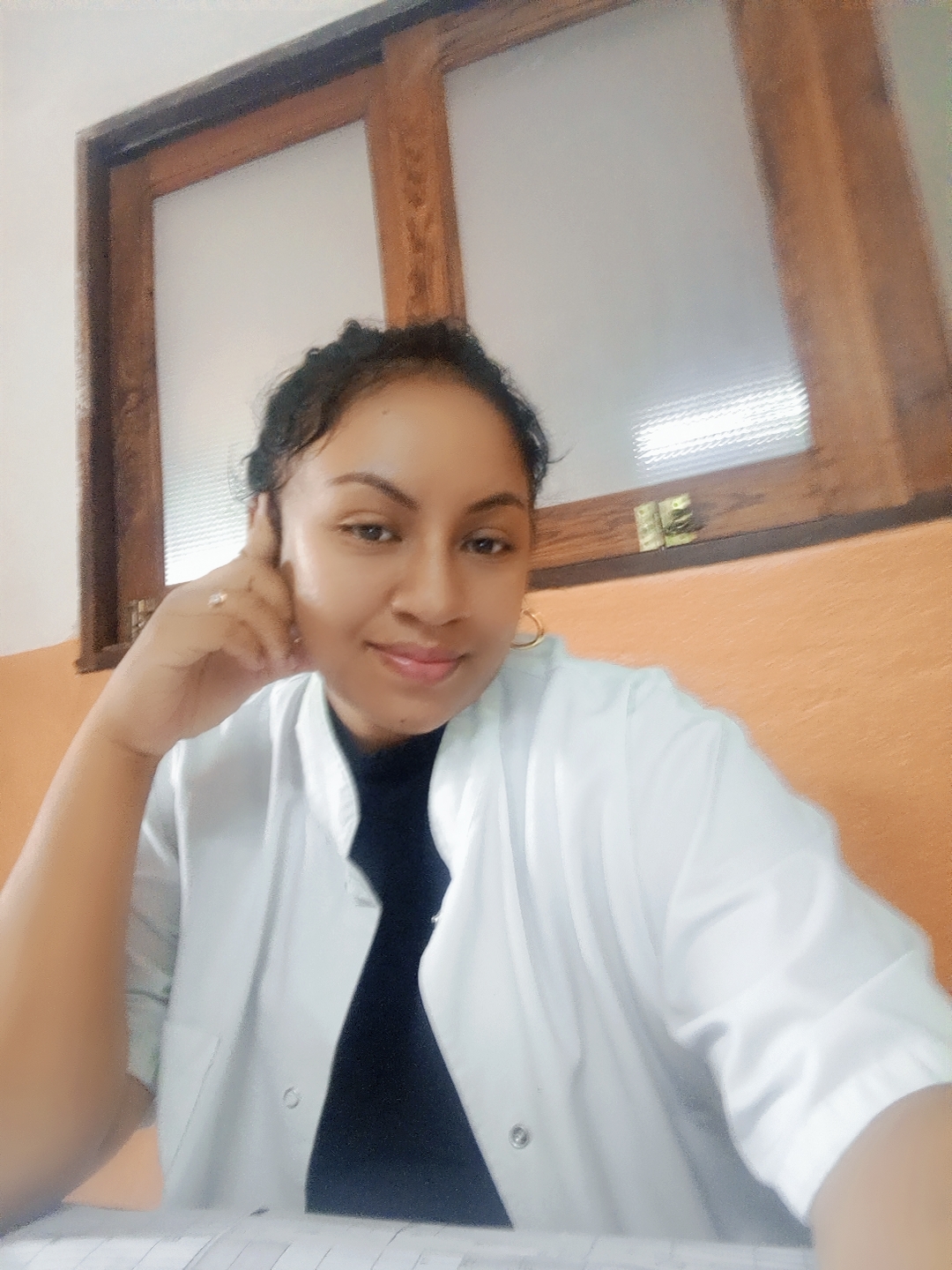 Dr RASOLONJATOVO Narindratiana Larissa